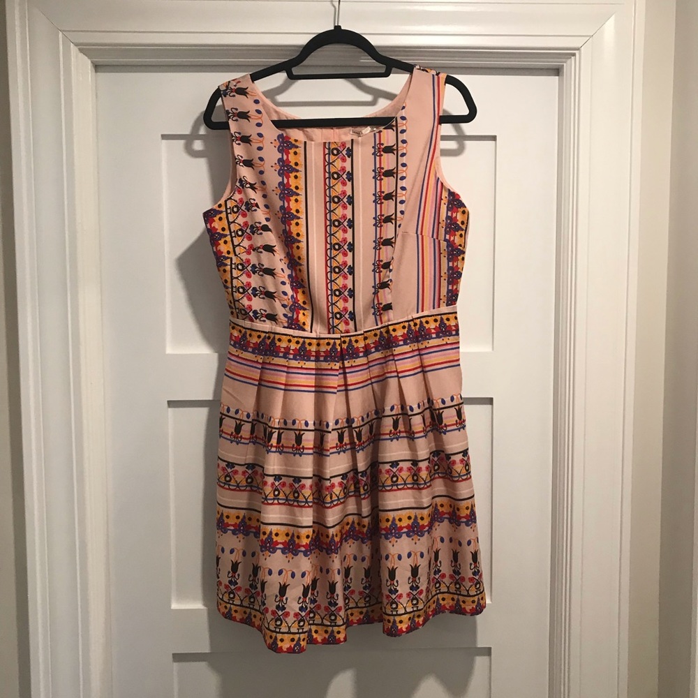 Lavand Sleeveless Dress with Floral Print